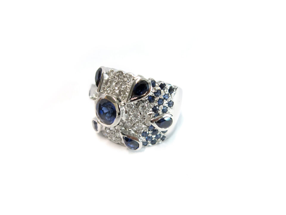 gallery-item