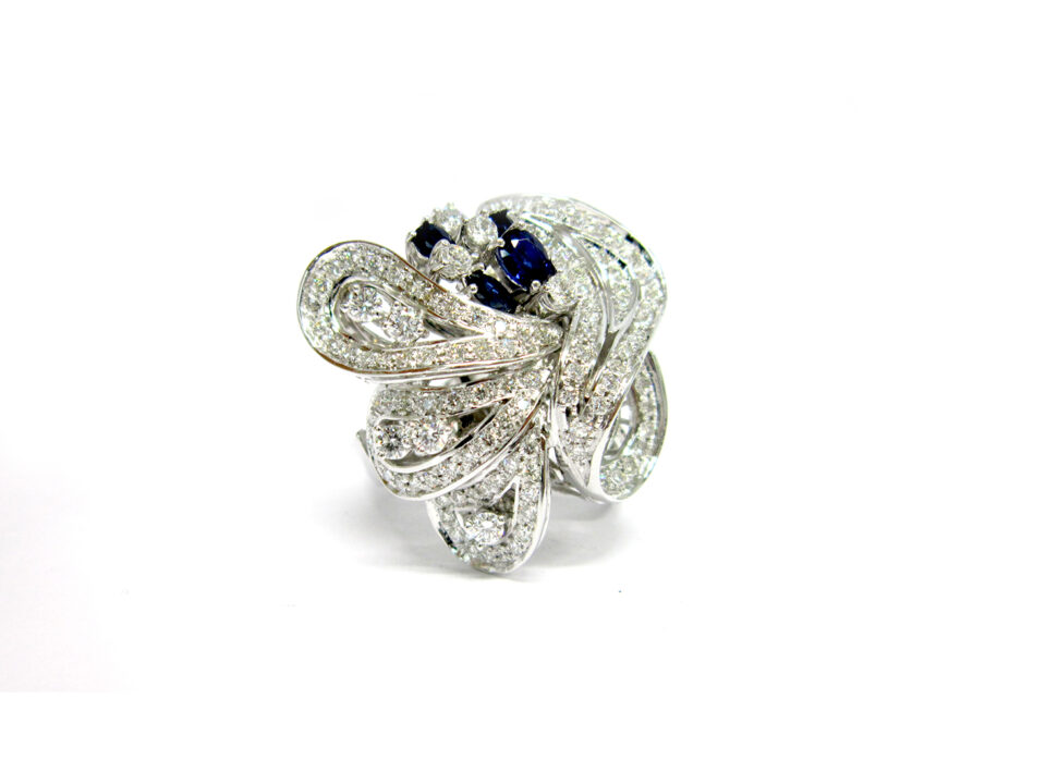 gallery-item