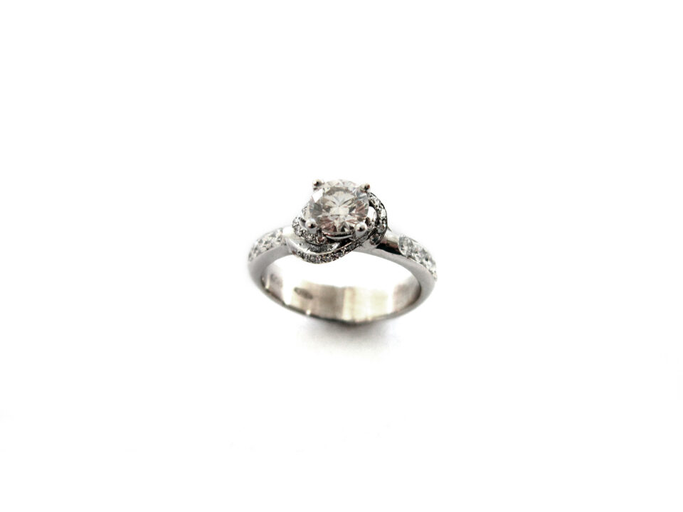 gallery-item